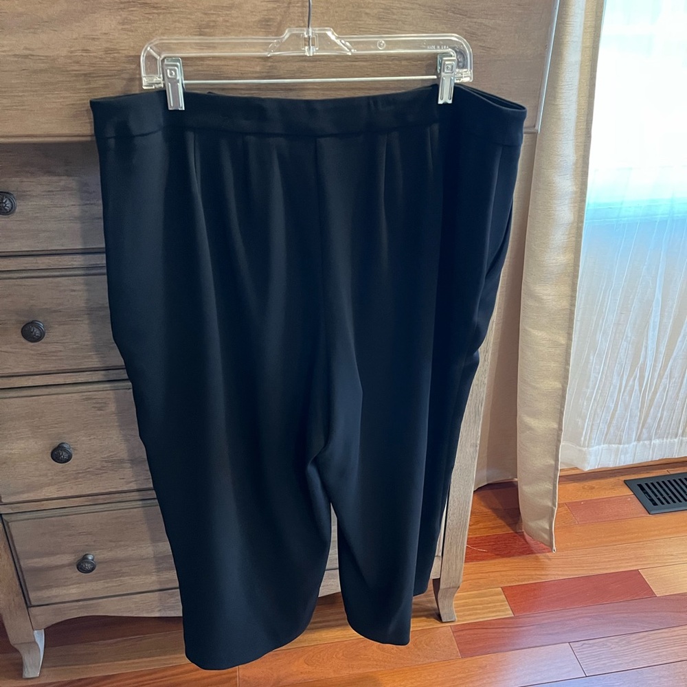 Wide Leg Capris
